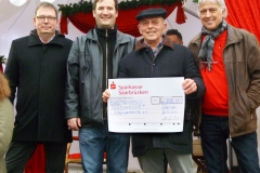 Weihnachtsmarkt 2016 - Scheckübergabe